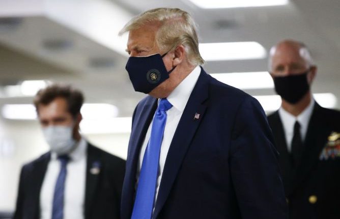 Donald Trump wore a face mask in public first time